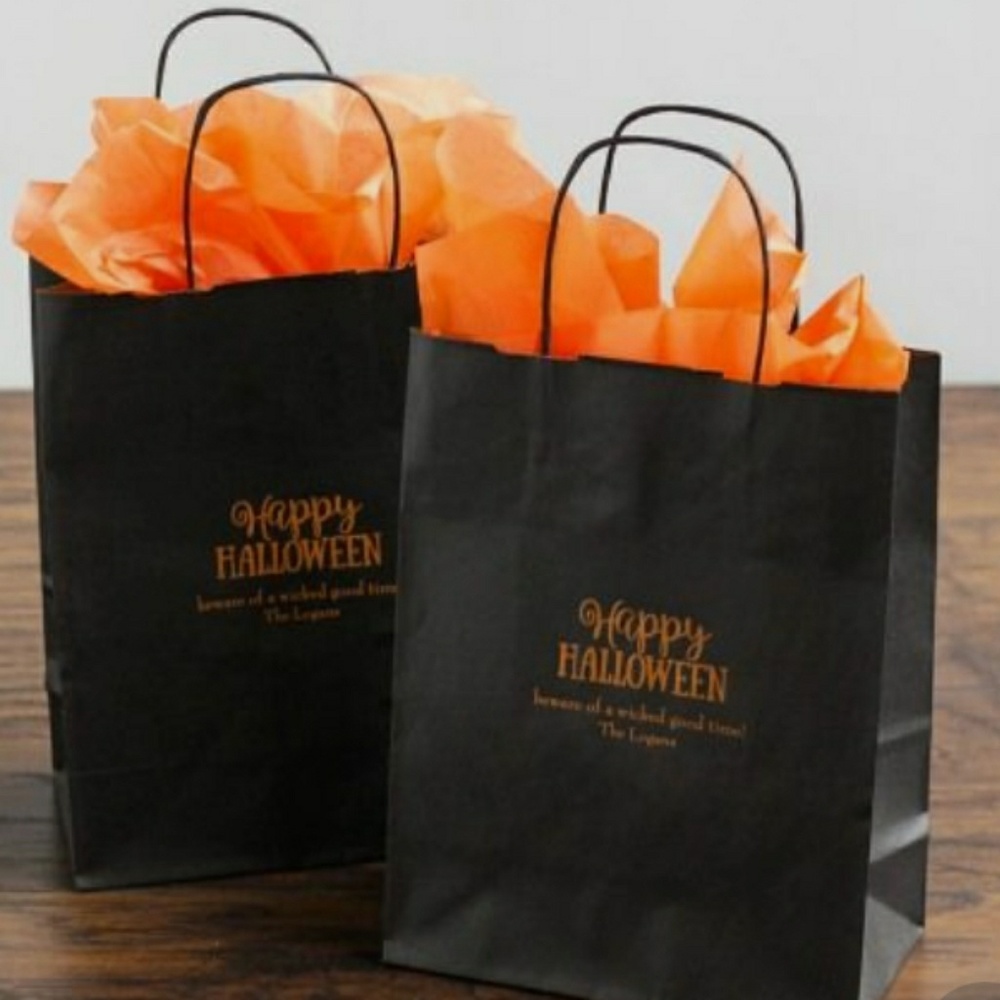 5 STAR RATED HALLOWEEN MYSTERY GRAB BAG! - Picture 1 of 3